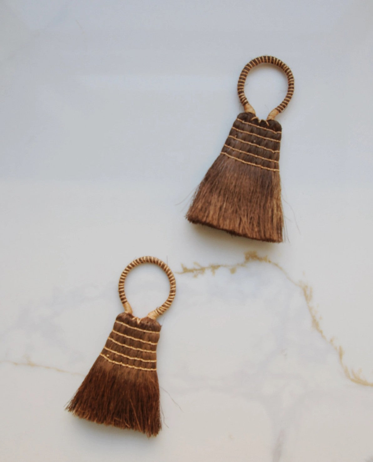Mini Palm Fiber Brush with Handle