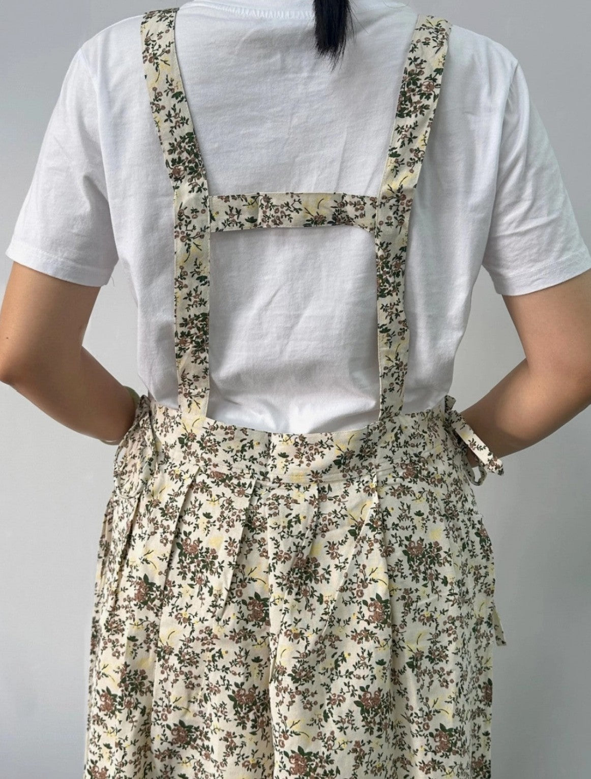 Cotton Flower Apron