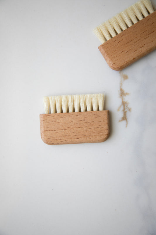 Garden Nail Brush
