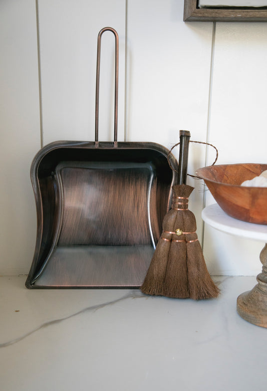 Vintage Farmhouse Small Dustpan