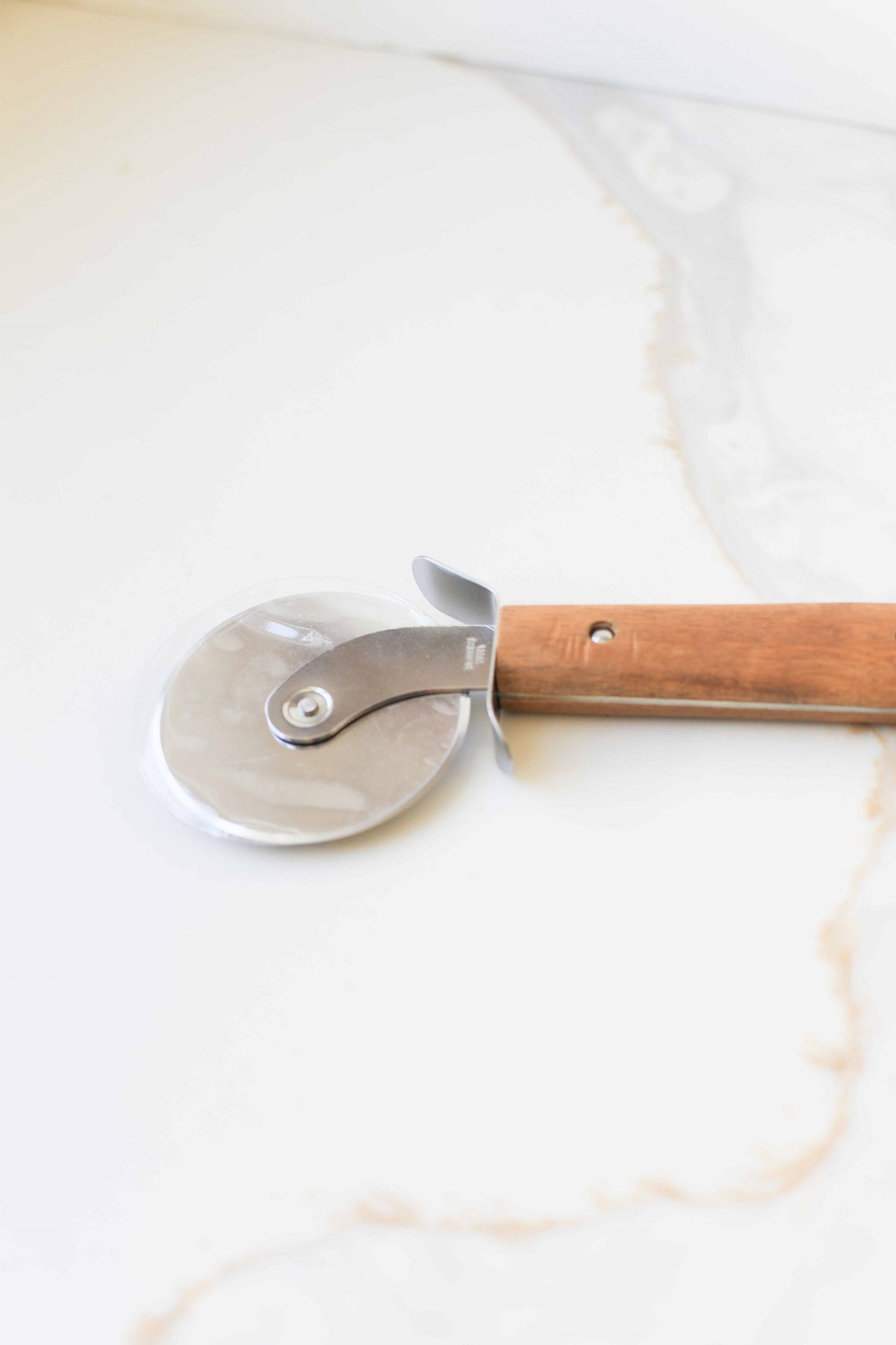 Heirloom Wooden Handle Pizza Cutter