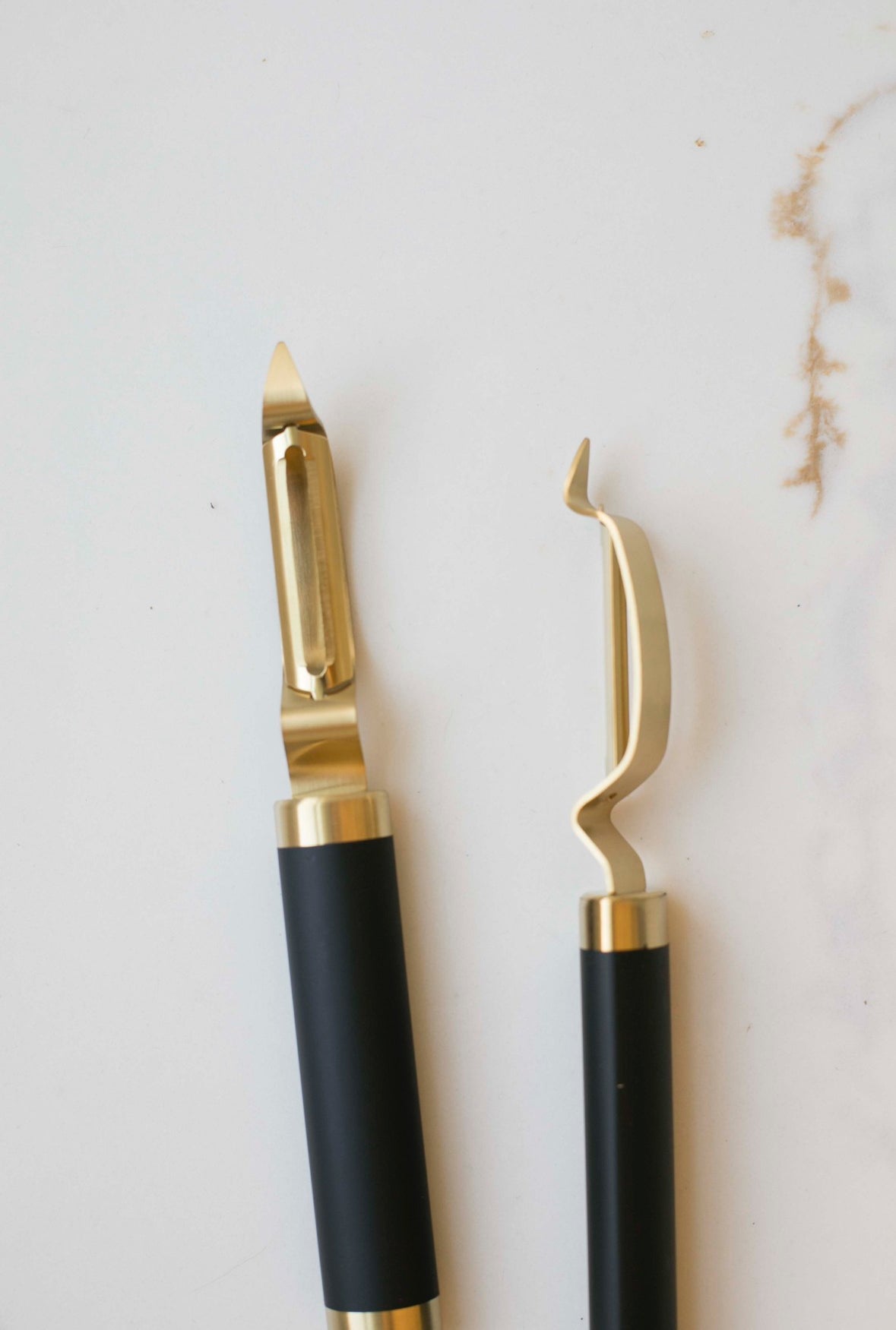 Atelier Black and Gold Vegetable Peeler
