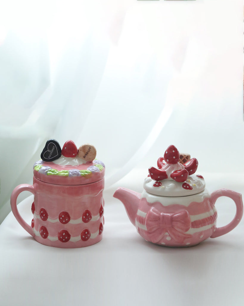 Pink Strawberry Cake Mug with Lid