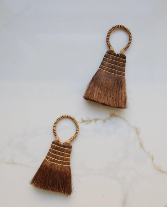 Mini Palm Fiber Brush with Handle