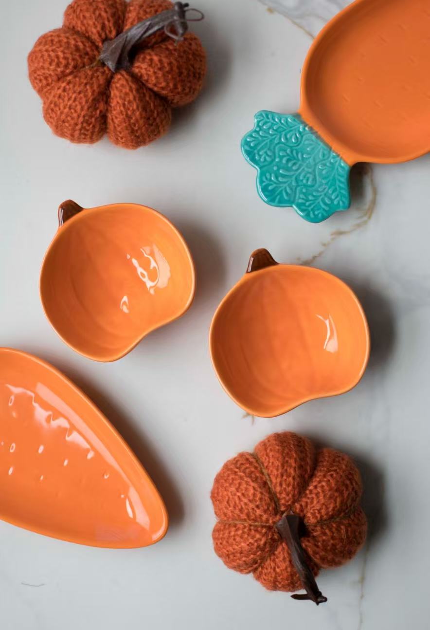 Orange Pumpkin Pinch Bowl