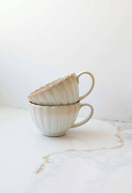 Ruffled Rim Ceramic Cup