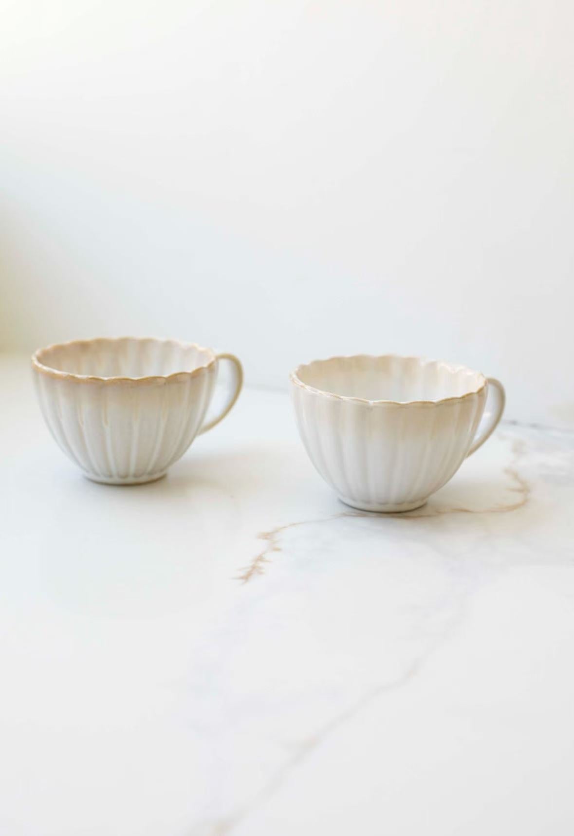 Ruffled Rim Ceramic Cup