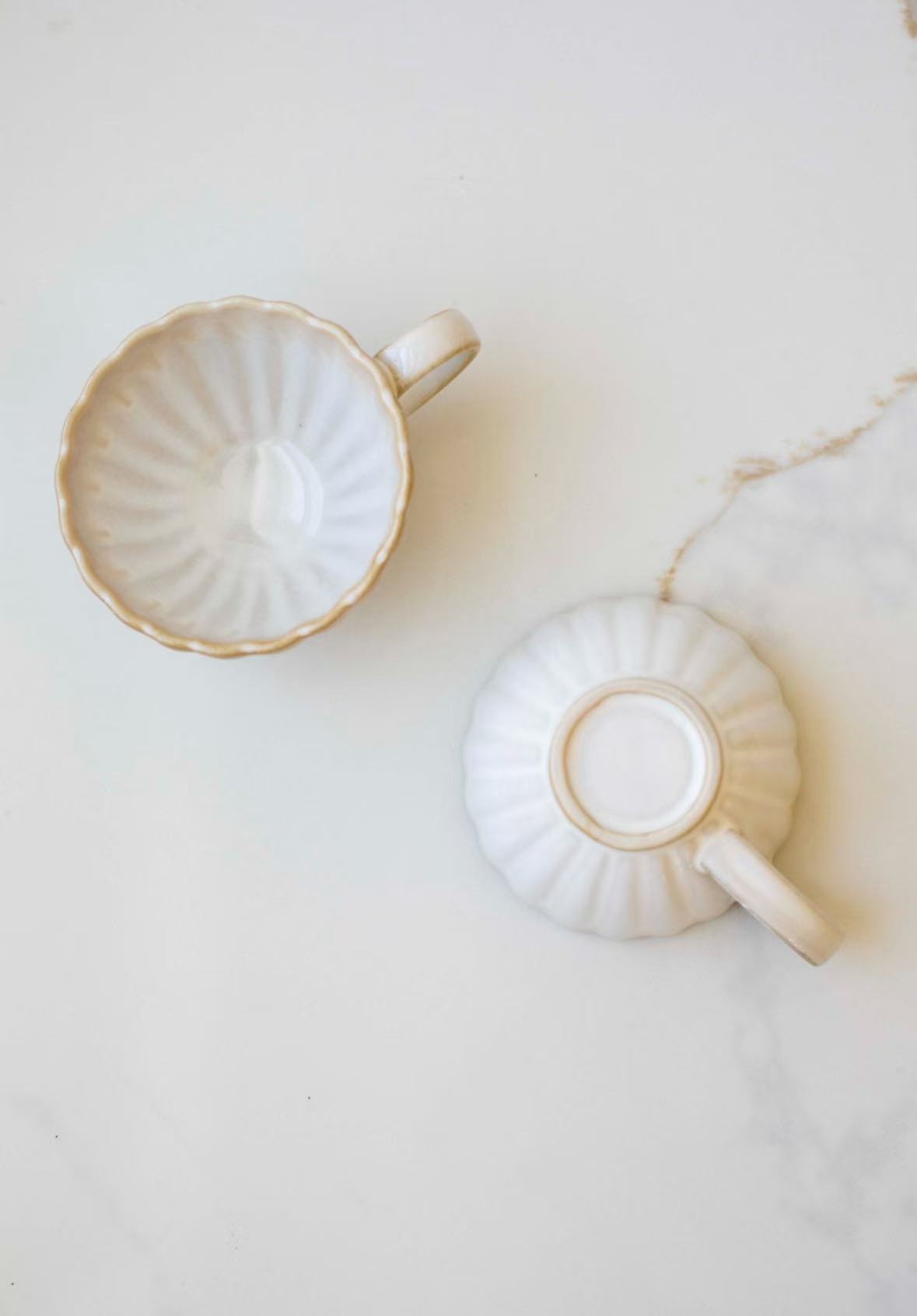 Ruffled Rim Ceramic Cup