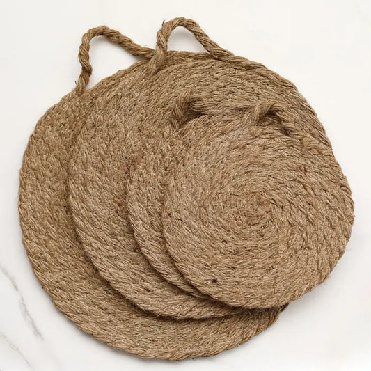 Round Woven Natural Trivets with Handle