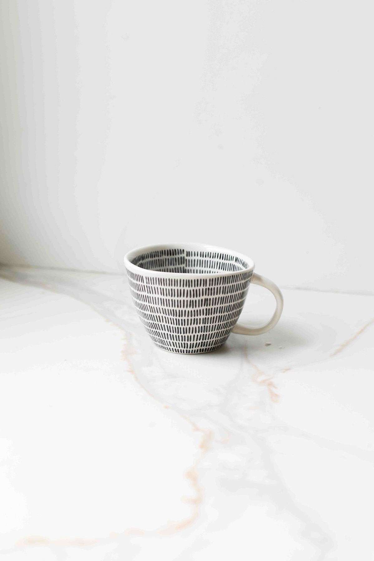 Casa Stripe Mug