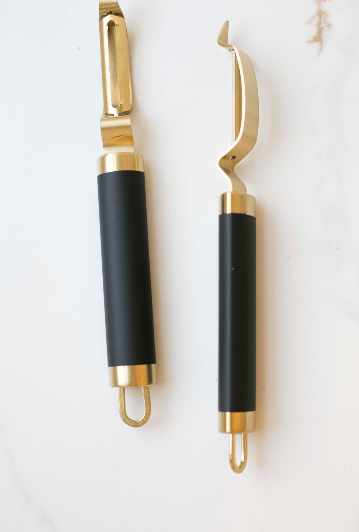 Atelier Black and Gold Vegetable Peeler