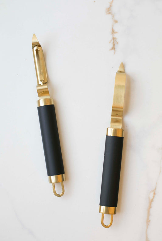Atelier Black and Gold Vegetable Peeler