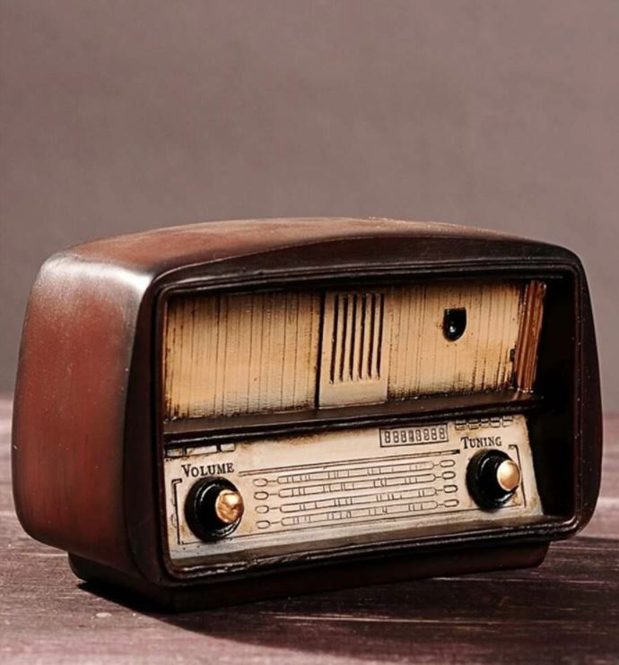 Farmhouse Vintage Fake Decorative Radio