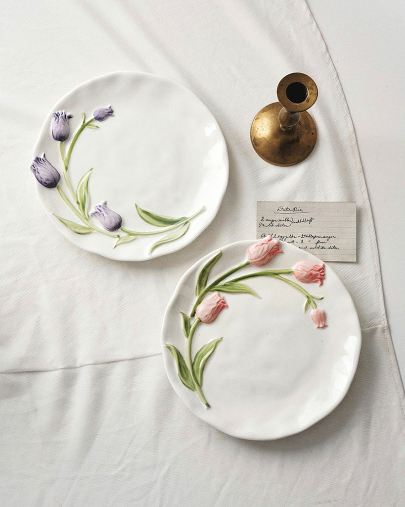 Tulip Plate and Teacups